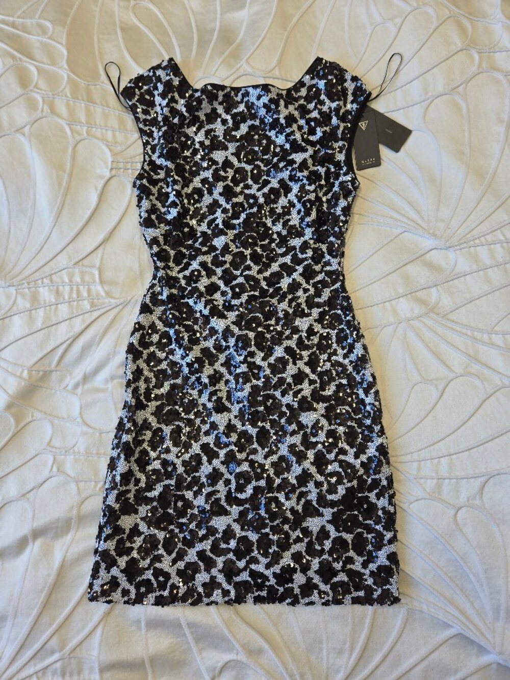 GUESS Dalmatian Black and White Sequin V-Back Dress NWT Size 6